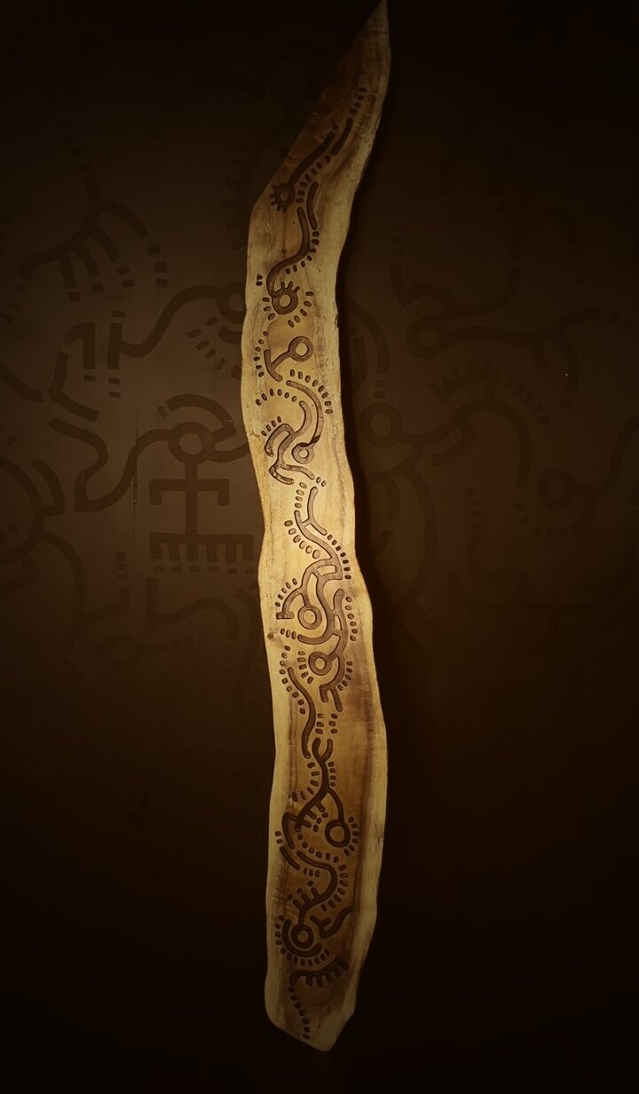 Glyphes — Tamarin des Hauts · avec Ekymoze, tatoueuse à Saint-Leu, gravure sur bois par Tony Grandin